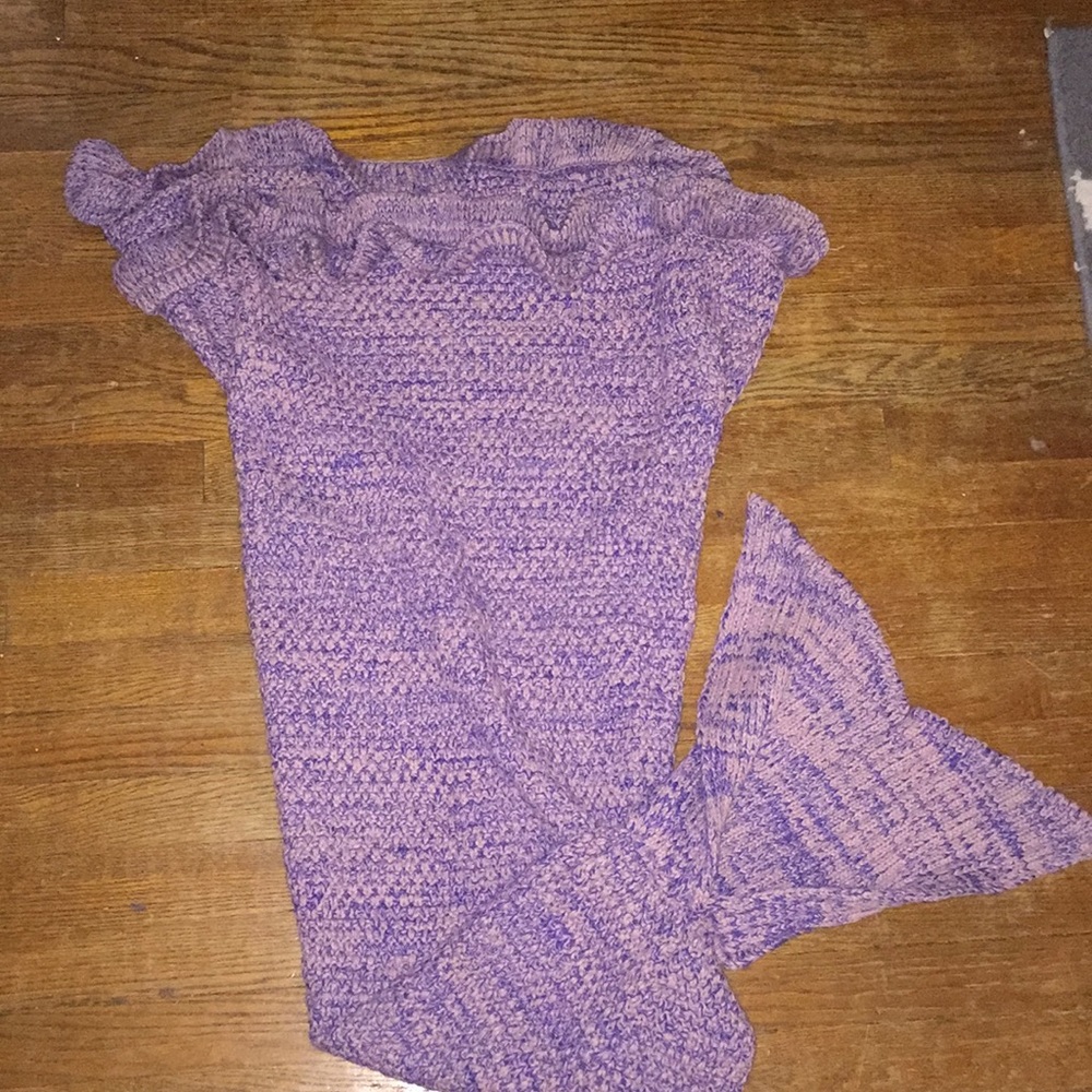 mermaid fishtail knit blanket